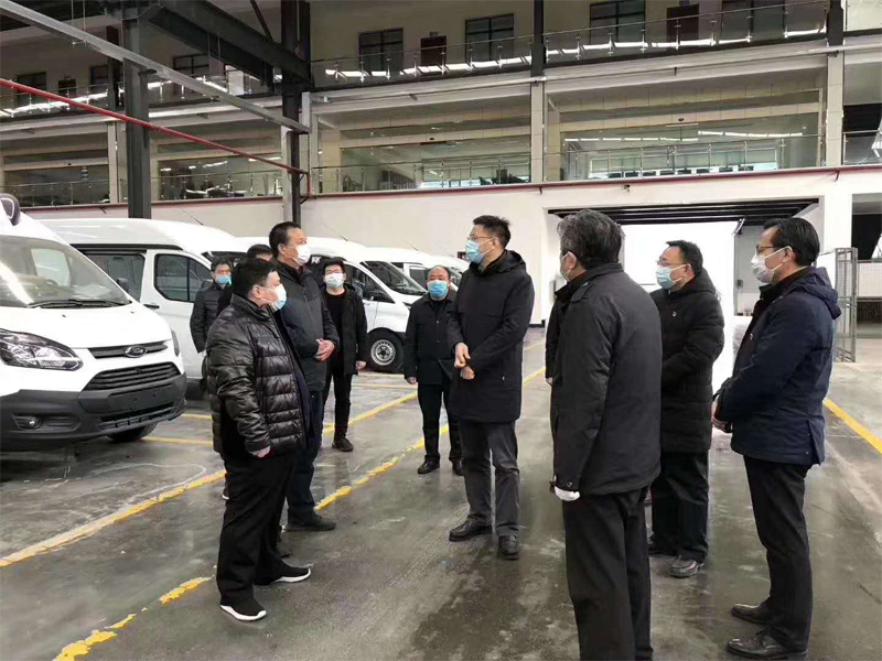 程力集團程總陪同市長克克等領導視察程力部分車間按政府要求已逐步復工