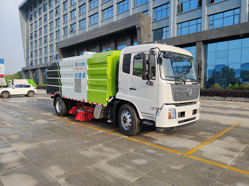 程力集團東風天錦掃路車