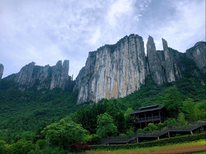 程力集團小編給大家做一個湖北省內(nèi)旅游攻略，帶上小伙伴來一場說走就走的旅游吧！